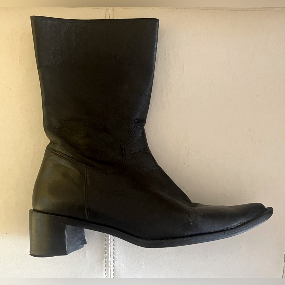 Etienne Aigner Women's Black Mid
-Calf Leather Boots Size 7.5
